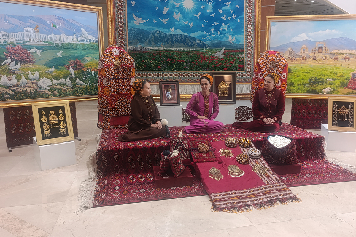 A discussion was held on promoting our Turkmen national identity to the world.